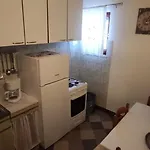 Leonarda Appartement *