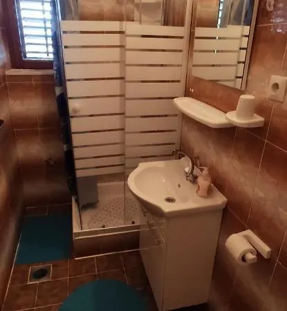 Leonarda Apartment